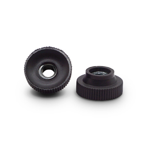 Matica kovová, priechodzia, vrúbkovaná / 375-036 / M6 x 20 mm (čierna)
