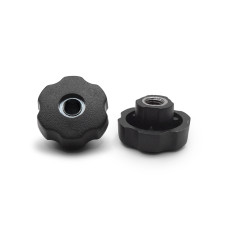 Matica kovová, priechodzia, 6 cípa hviezda / 375-037 / M8 x 30 mm (čierna)